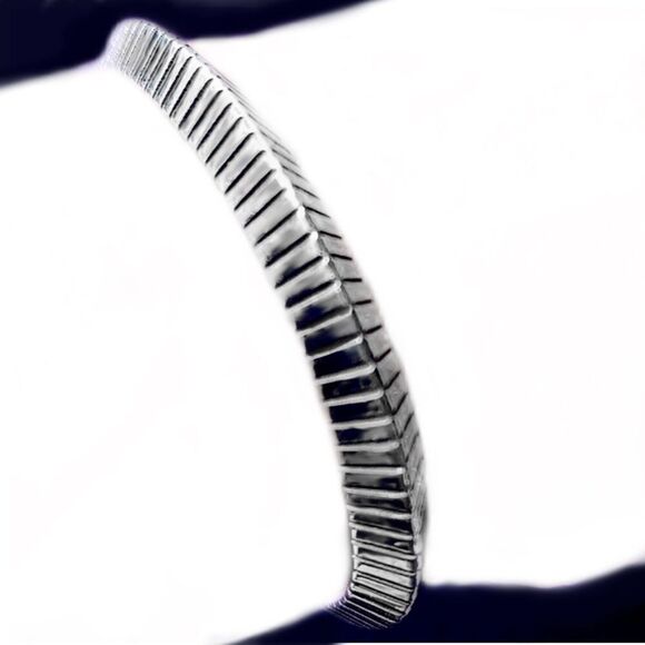 Sterling Silver Carinated Stamped RS  Native American Navajo Cuff Bracelet - Picture 10 of 10